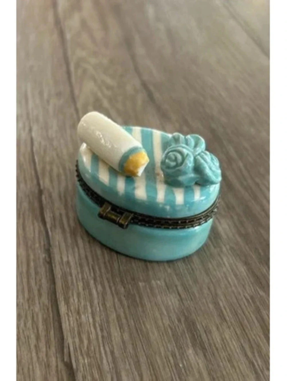 Vintage Ceramic Trinket Hinged Painted Box